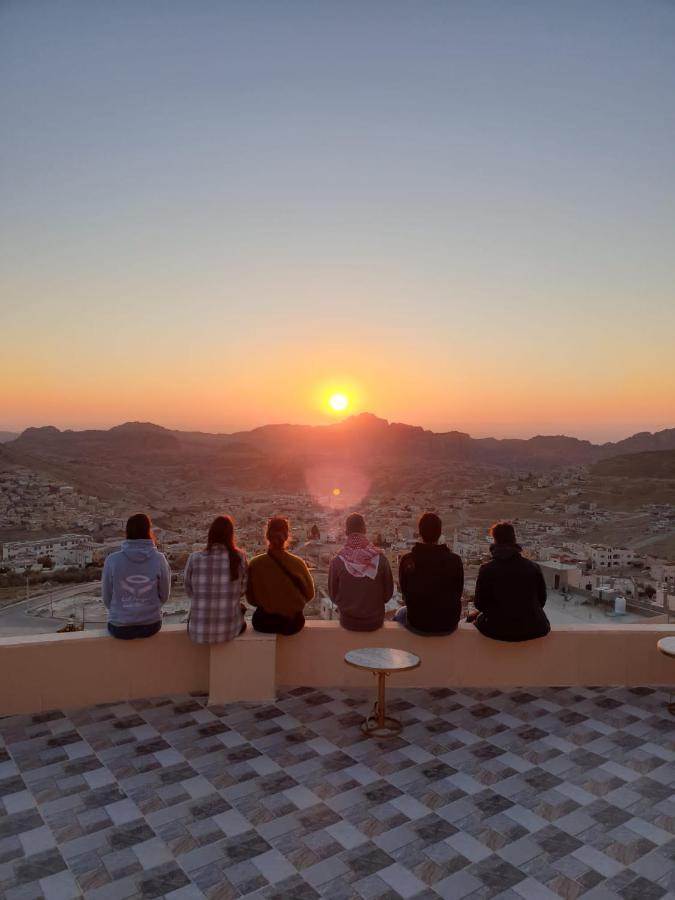 Cozy House Apartment Wadi Musa Bagian luar foto